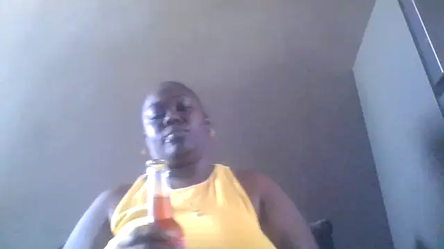 Snapshot of XgeileKutje chatting on 02-15-26, 02:38 XgeileKutje online show from 02-15-26, 02:38