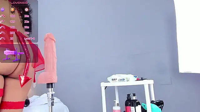 Ashleyy23x online show from 10-30-25, 07:44