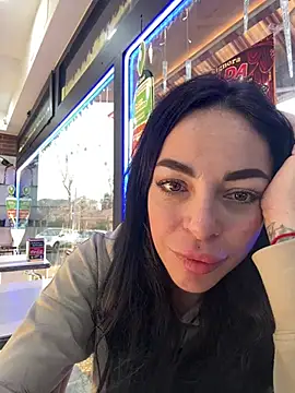 Snapshot of Chloe_Ricci chatting on 02-21-26, 04:20 Chloe Ricci online show from 02-21-26, 04:20