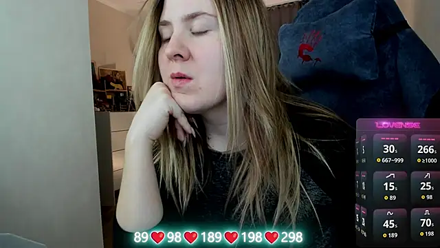 Olivia Munk online show from 01-14-26, 03:54