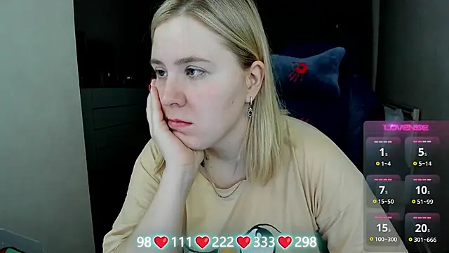 Olivia Munk online show from 04-04-26, 03:46