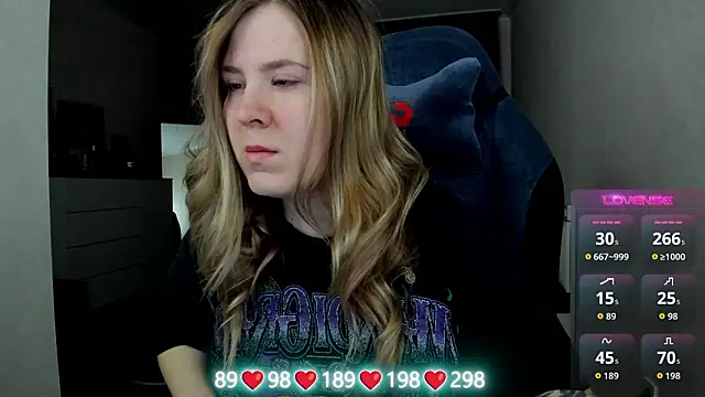 Olivia Munk online show from 02-07-26, 04:09