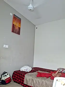 Snapshot of Kamdollie chatting on 06-05-26, 05:45 Kamdollie online show from 06-05-26, 05:45