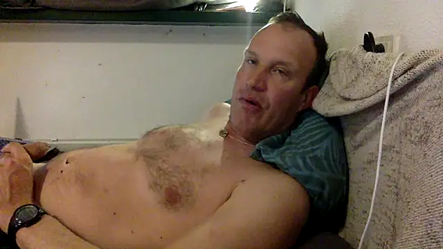 dlvis12 online show from 04-13-26, 06:34