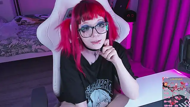 Snapshot of Yumi_Youkai chatting on 11-01-25, 07:57 Yumi Youkai online show from 11-01-25, 07:57