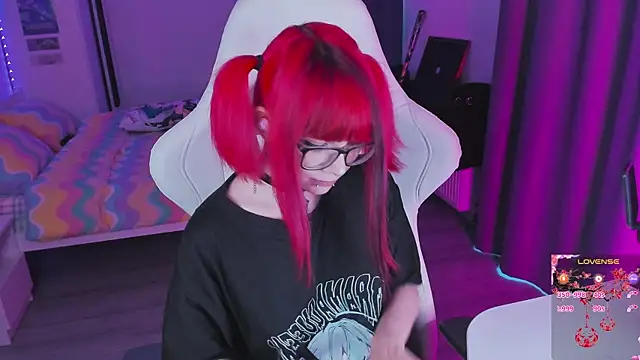 Snapshot of Yumi_Youkai chatting on 10-09-25, 10:38 Yumi Youkai online show from 10-09-25, 10:38