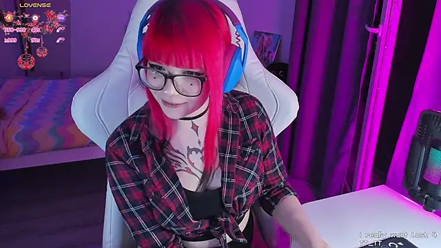 Snapshot of Yumi_Youkai chatting on 03-22-25, 05:20 Yumi Youkai online show from 03-22-25, 05:20