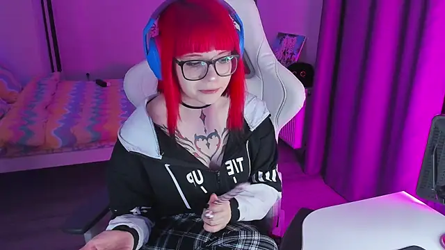 Snapshot of Yumi_Youkai chatting on 01-26-25, 10:46 Yumi Youkai online show from 01-26-25, 10:46