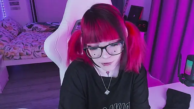 Yumi Youkai online show from 02-15-26, 02:27