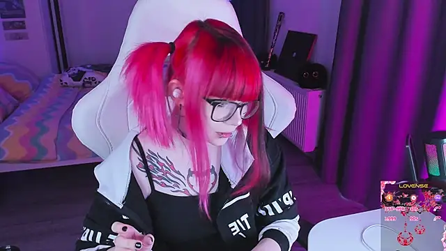 Yumi Youkai online show from 11-25-25, 10:48