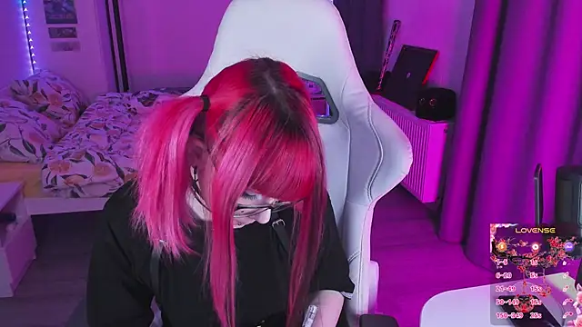 Yumi Youkai online show from 12-19-25, 02:26