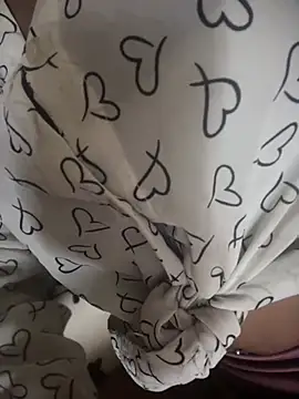 Snapshot of PARI_Hun chatting on 02-22-26, 06:53 PARI Hun online show from 02-22-26, 06:53