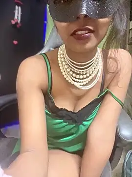 Snapshot of PARI_Hun chatting on 02-24-26, 03:35 PARI Hun online show from 02-24-26, 03:35