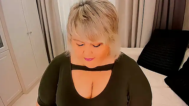 BIGTITSBBW online show from 10-17-25, 06:28