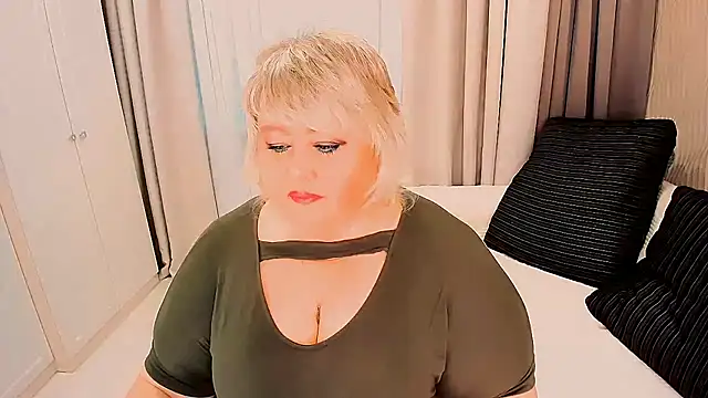 BIGTITSBBW online show from 10-15-25, 06:22