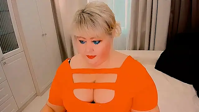 BIGTITSBBW online show from 11-15-25, 09:46