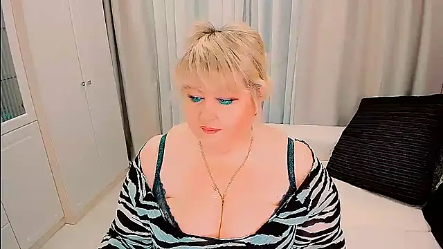 BIGTITSBBW online show from 04-10-26, 07:37