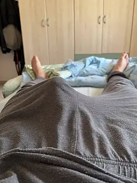 giovanni5281 online show from 04-08-26, 07:54