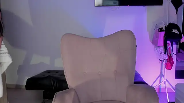 selene king2 online show from 12-20-25, 10:45