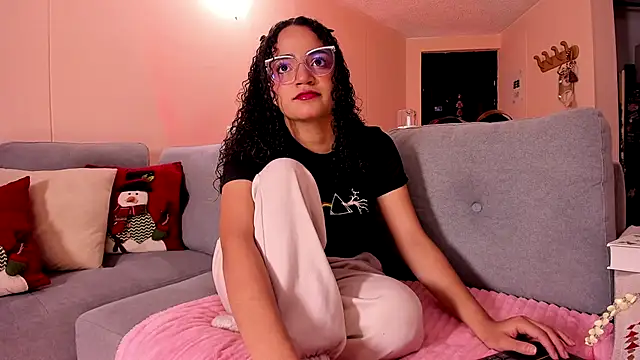 DAHLIA BROWNIE online show from 12-19-25, 02:37