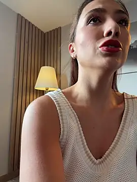 AnnaCastillo  online show from 06-30-26, 08:42