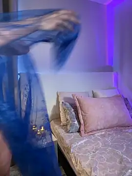 AnnaCastillo  online show from 11-04-25, 10:02