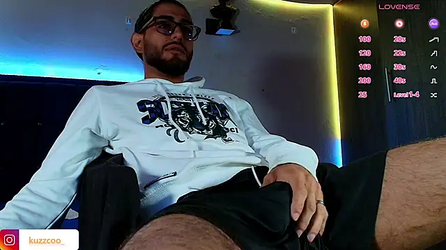 kuzzcoo online show from 03-06-26, 12:22