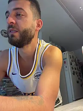 ElChapoGuzman95 online show from 11-12-25, 06:39