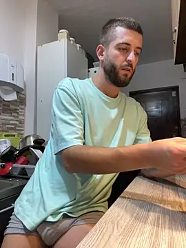 ElChapoGuzman95 online show from 10-07-25, 07:15