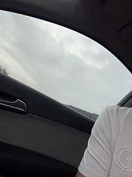 ElChapoGuzman95 online show from 11-17-25, 07:01