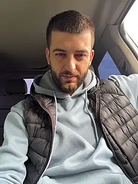 ElChapoGuzman95 online show from 04-16-26, 06:58