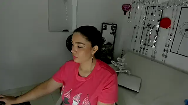 THOMPSON CRISTAL online show from 03-02-25, 12:47