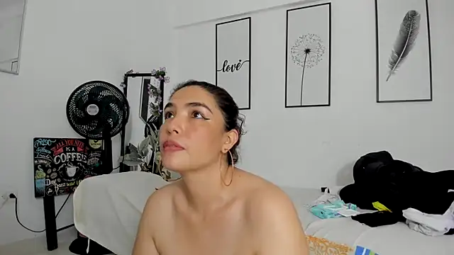 THOMPSON CRISTAL online show from 02-13-25, 04:17