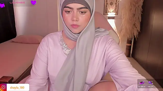 shayla 18 online show from 11-07-25, 09:41