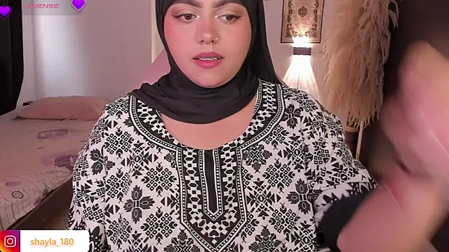 shayla 18 online show from 03-28-26, 07:48