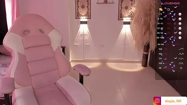 shayla 18 online show from 02-22-25, 09:26