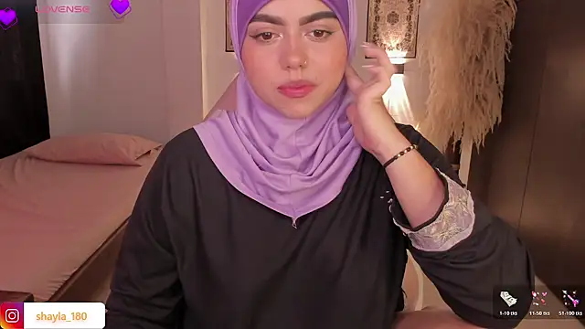 shayla 18 online show from 11-12-25, 06:45