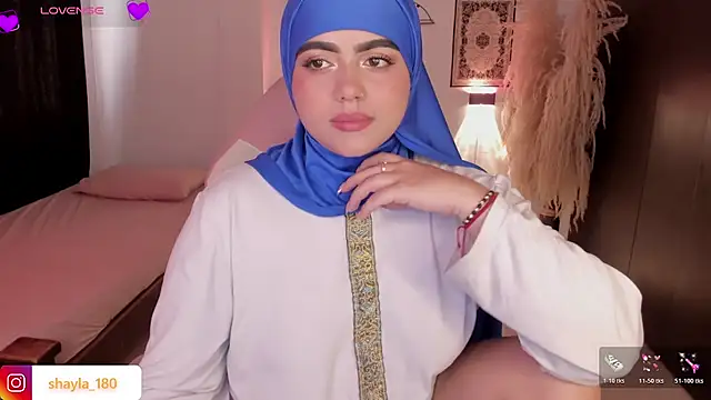 shayla 18 online show from 02-11-26, 08:20