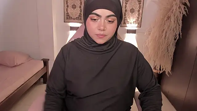 shayla 18 online show from 04-16-26, 07:58