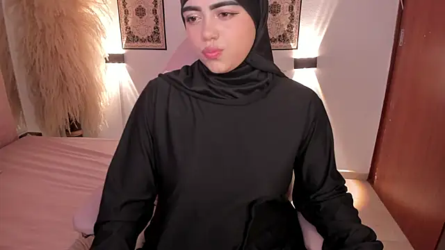 shayla 18 online show from 01-28-25, 07:42