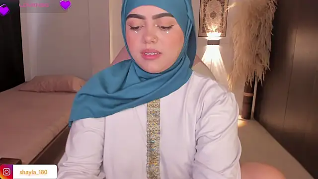 shayla 18 online show from 11-08-25, 03:15