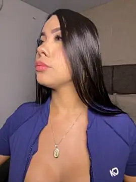 Miss blue69 online show from 04-18-26, 01:41