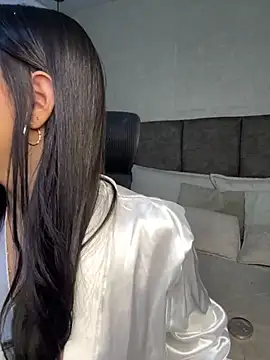 Miss blue69 online show from 04-17-26, 01:52