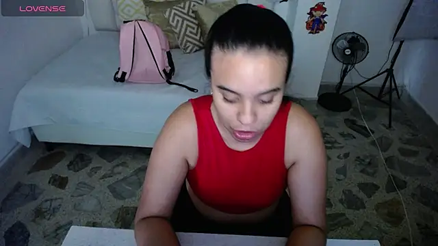 tiffany  pink online show from 10-27-25, 08:54