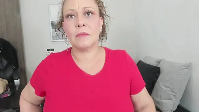 Cheryl JONES online show from 01-11-26, 06:48