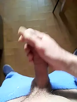 Snapshot of Neria chatting on 03-13-25, 05:50 Neria online show from 03-13-25, 05:50