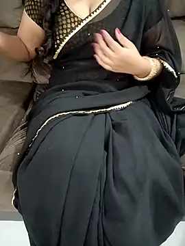 Snapshot of Mounika25 chatting on 09-19-25, 06:34 Mounika25 online show from 09-19-25, 06:34