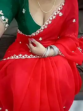 Snapshot of Mounika25 chatting on 09-24-25, 06:47 Mounika25 online show from 09-24-25, 06:47