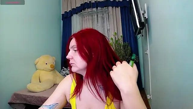 NikaLee online show from 01-18-25, 08:10