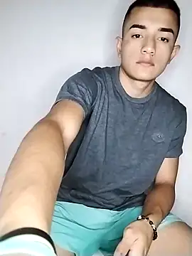 Snapshot of Thick_Cock chatting on 02-19-25, 11:36 Thick Cock online show from 02-19-25, 11:36
